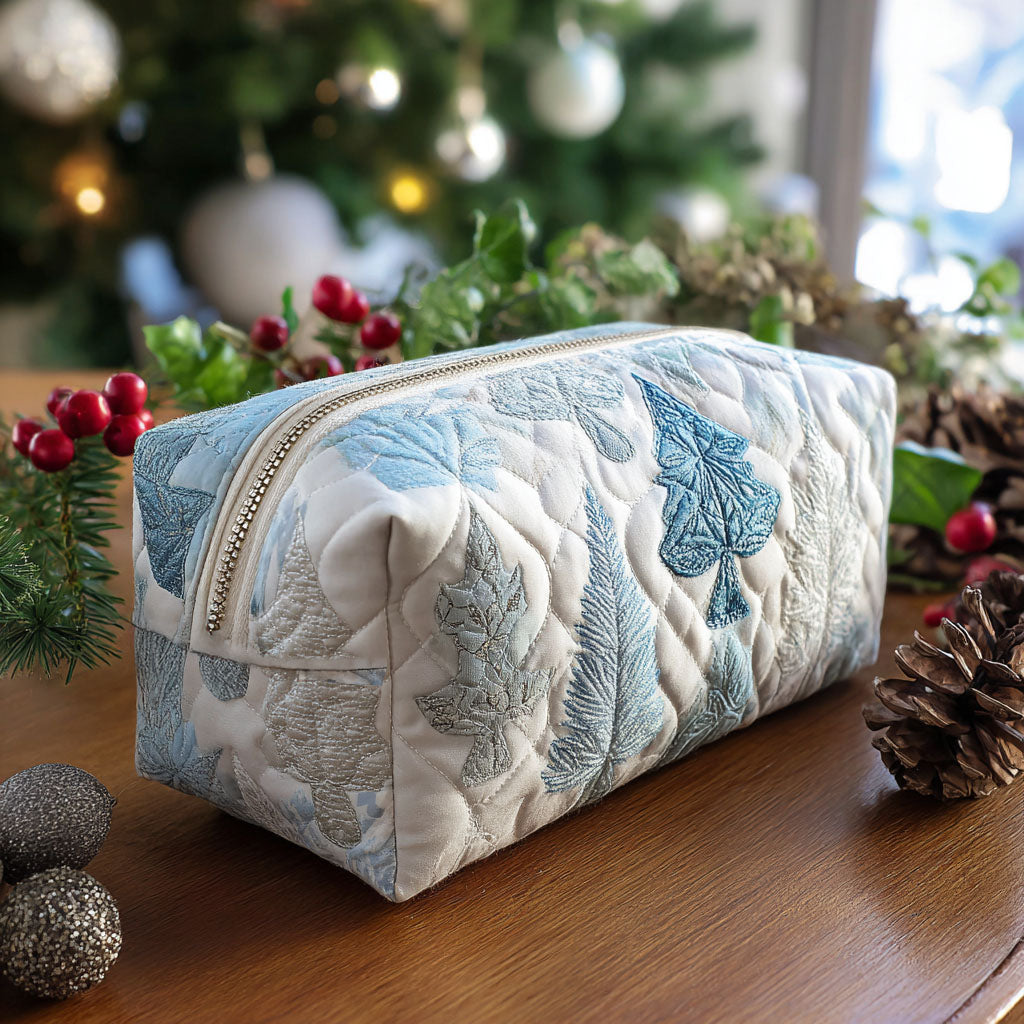 Quilted Cosmetic Bag with Christmas Vibes NCU0PT9187