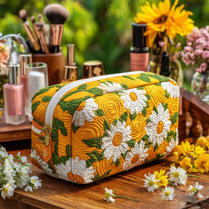 Quilted Cosmetic Bag with Delicate Daisies NCU0PT9618