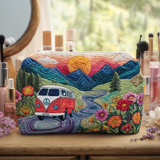 Quilted Cosmetic Bag with Free Horizons NCU0PT9471