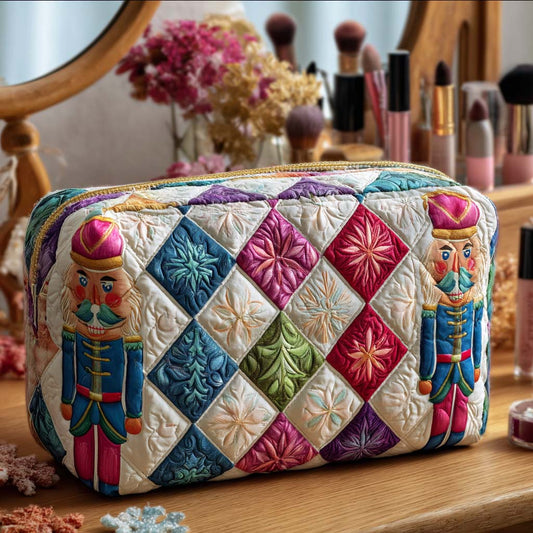 Quilted Cosmetic Bag with Christmas Soldier NCU0PT9503